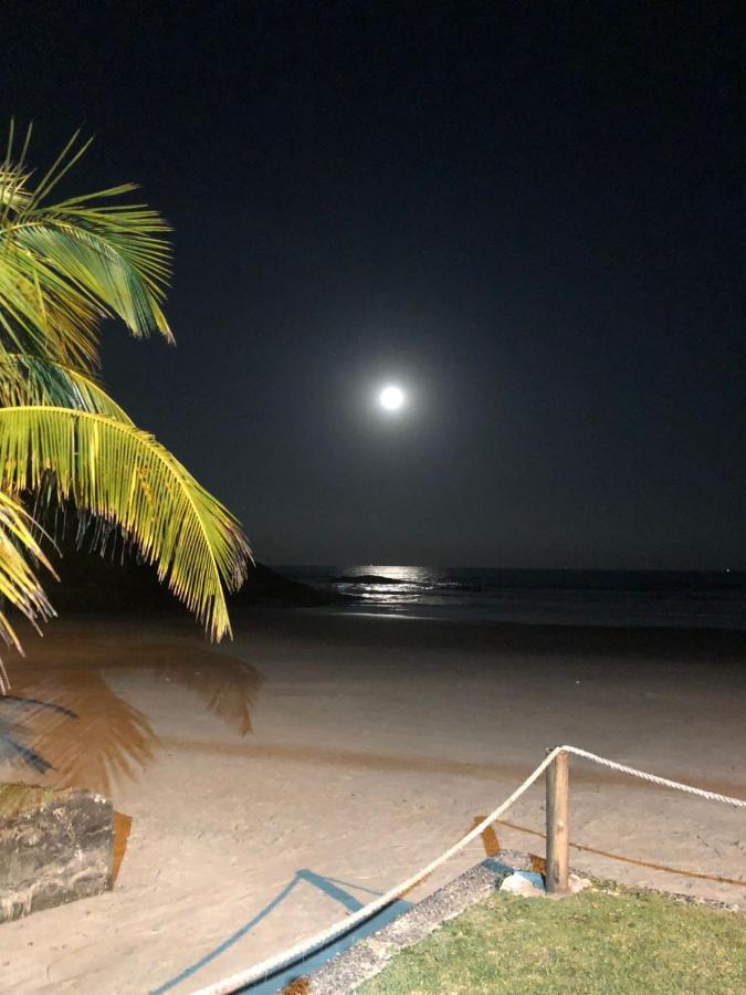 Prainha Pousada - Bar E Restaurante อิตันญาเอม ภายนอก รูปภาพ